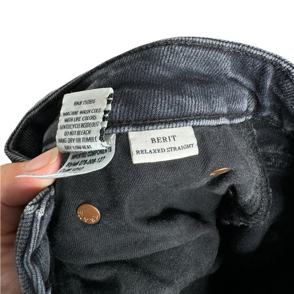 Trave | Berit Relaxed Straight Cuffed Jeans in Night Fever 26 - Picture 11 of 13